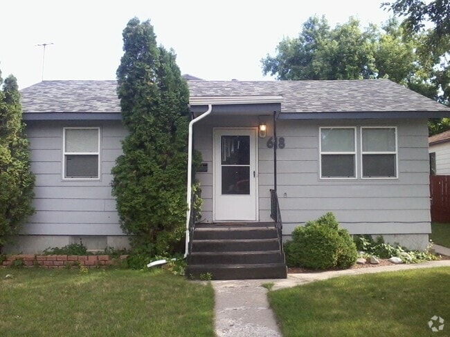 Building Photo - 618 Avenue E