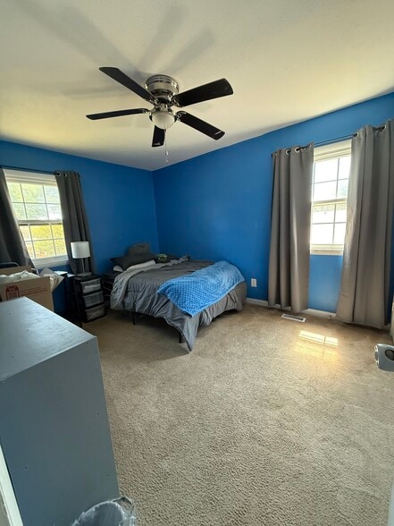 Building Photo - 747 Goodyear Dr