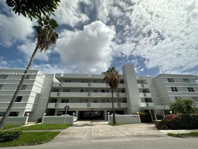 Primary Photo - 2 bedroom in Sunny Isles Beach FL 33160