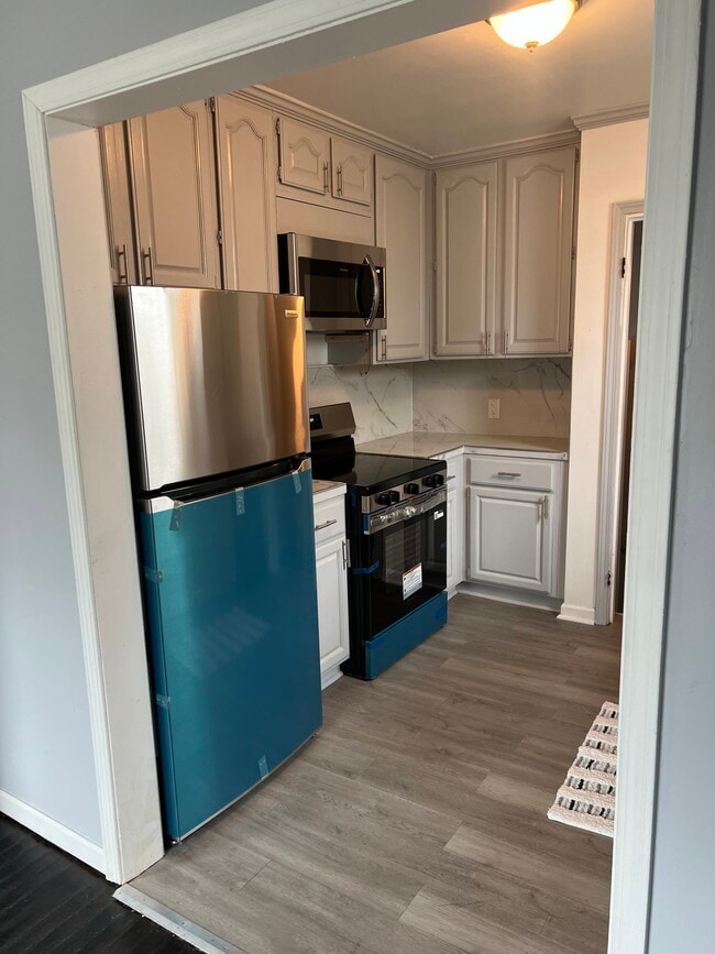 Building Photo - 1646 21st St