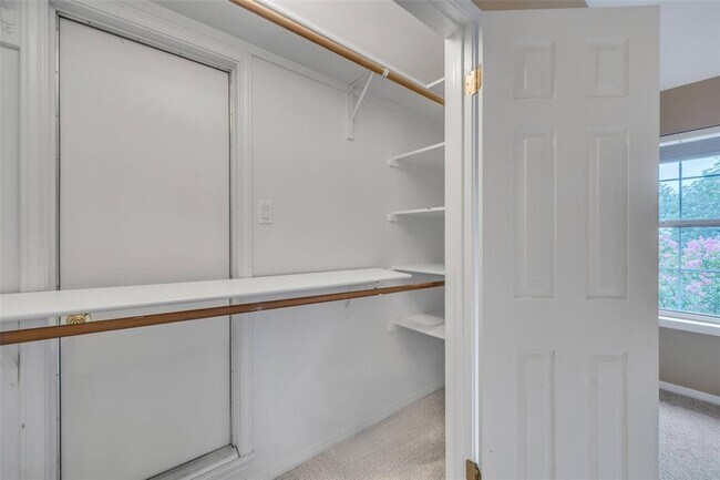 Building Photo - 10513 Indigo Broom Loop