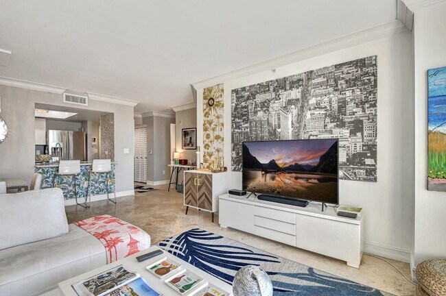 Building Photo - 99 SE Mizner Blvd