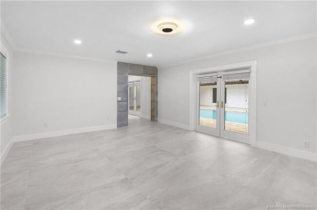 Building Photo - 4 Copaire Rd