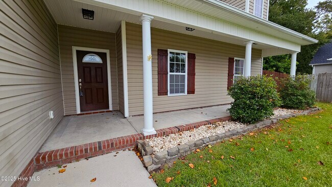 Building Photo - 300 Buoy Ct