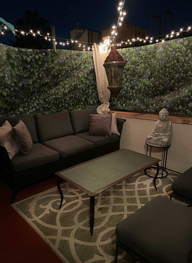 Rooftop - 1422 Hi Point St