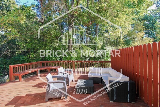 Building Photo - 8635 Constance Way