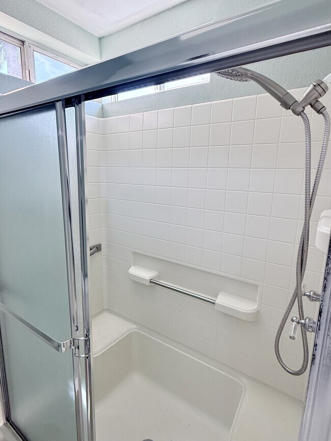 Building Photo - 28088 Orangegrove Ave