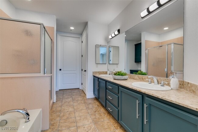 Building Photo - 50 E Serene Ave