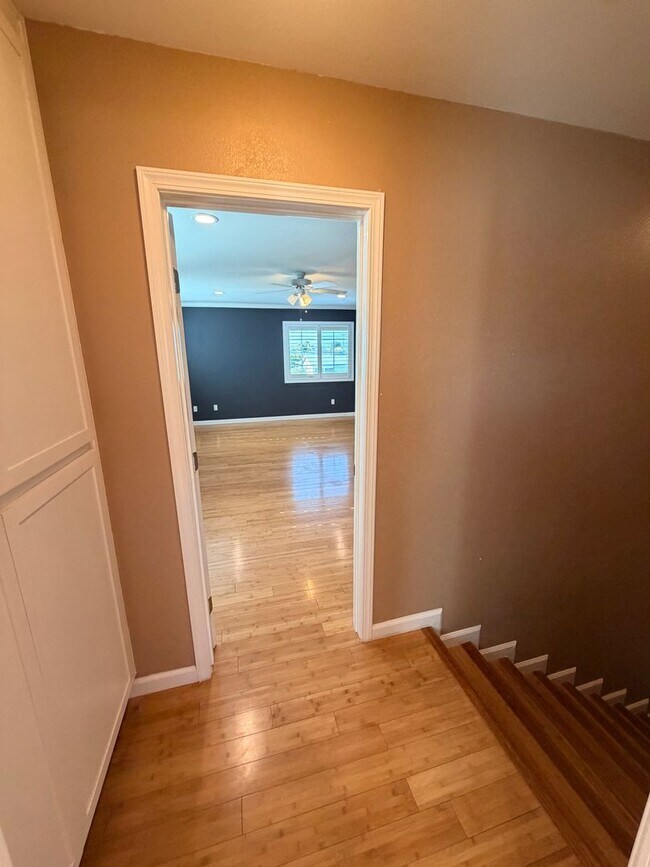 Building Photo - Unbelievable 4 Bed, 4 Bath House For Rent In Buena Park-Must See To Appreciate!