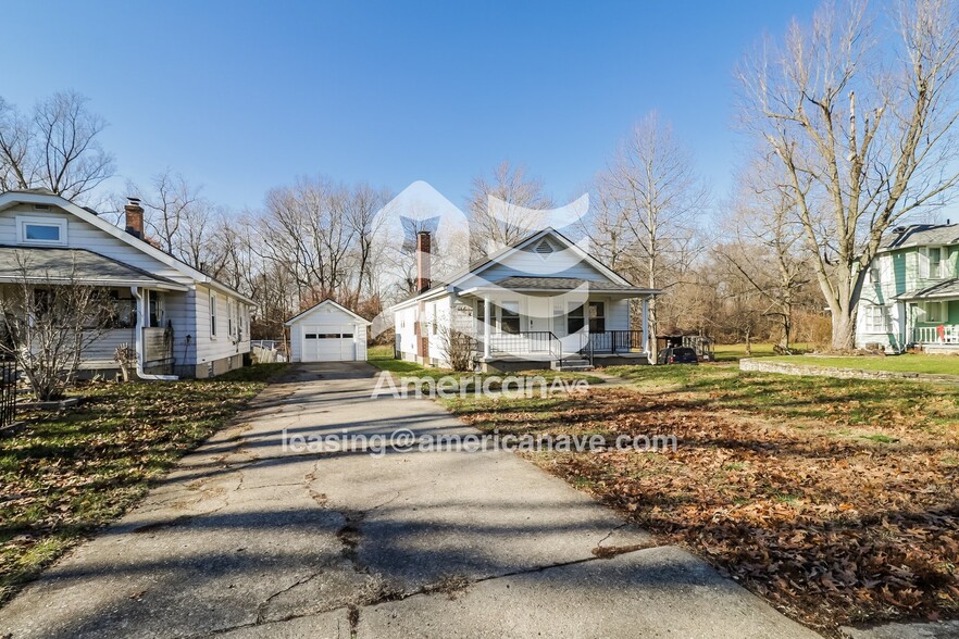 Building Photo - 1824 Winona Dr