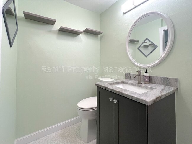 Building Photo - 3026 2nd St