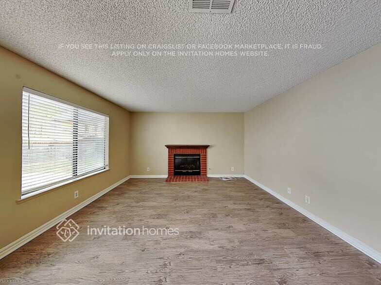 Building Photo - 40527 Nido Ct