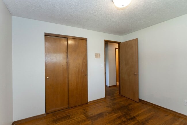 Building Photo - Available Beautiful Single-Level Home with...