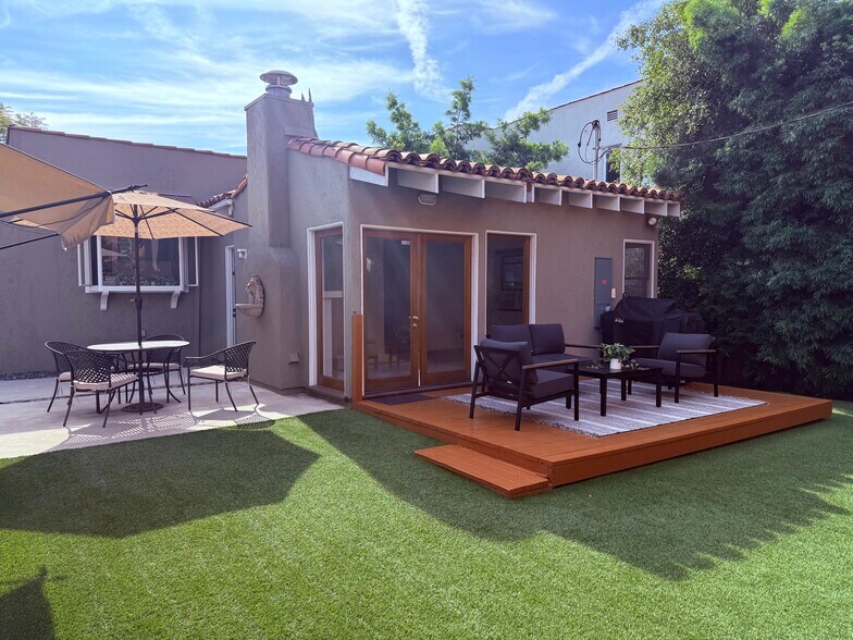 Building Photo - 1023 S Stanley Ave