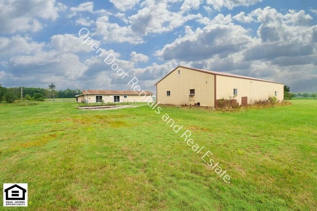Building Photo - 6219 Co Rd 31