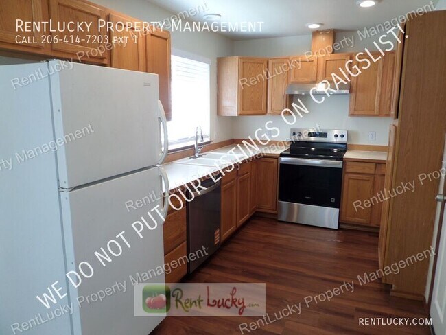 Building Photo - 1516 S Puget Dr