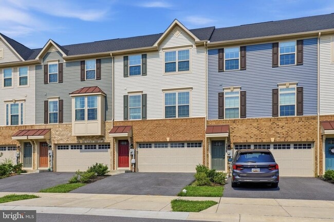 Building Photo - 7234 Bodkin Wy