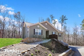 Building Photo - 17 Baker St