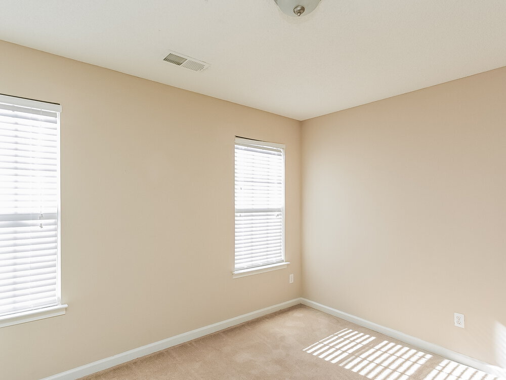 Building Photo - 7027 Maple Grove Rd