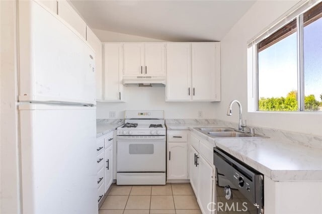 Building Photo - 13015 Vanowen St