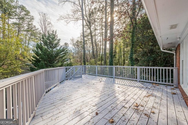 Building Photo - 45 Brandon Ridge Dr NE