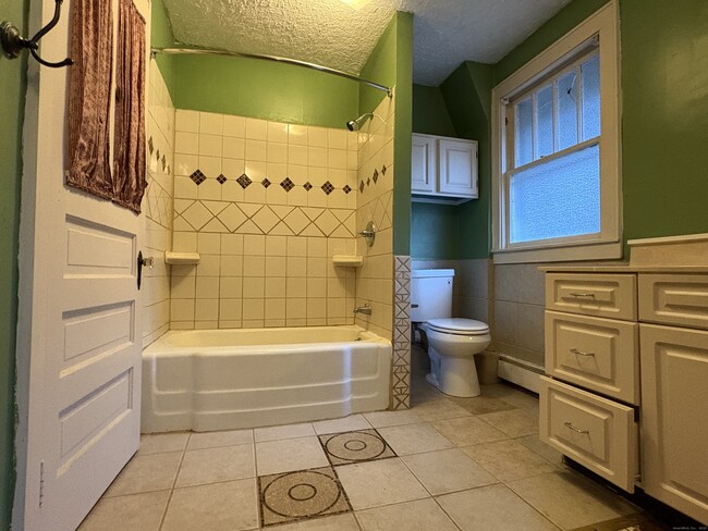 Building Photo - 173 Leesville Rd