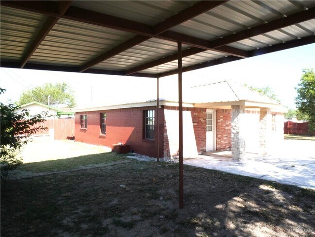 Building Photo - 31 Tamaulipas St
