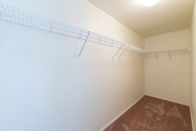 Building Photo - 6609 Plains Crest Dr