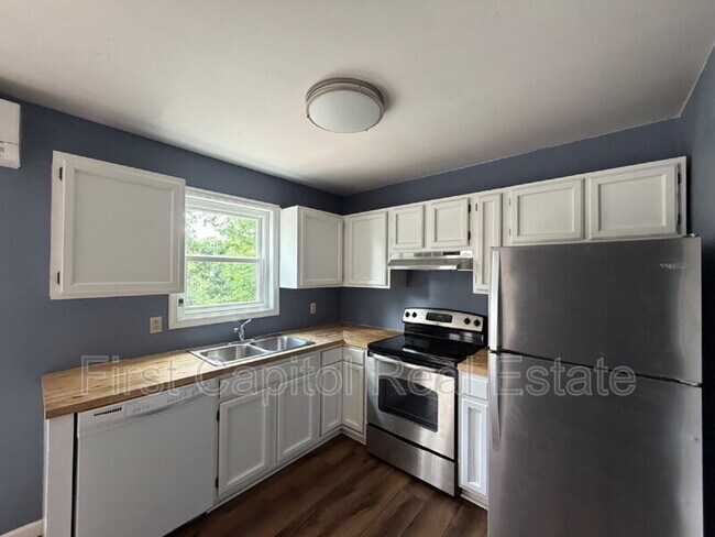 Building Photo - 186 White Dogwood Dr
