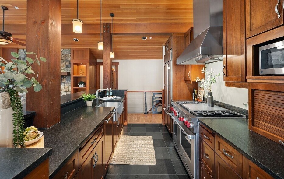Shared - main kitchen - 3303 142nd Pl NE