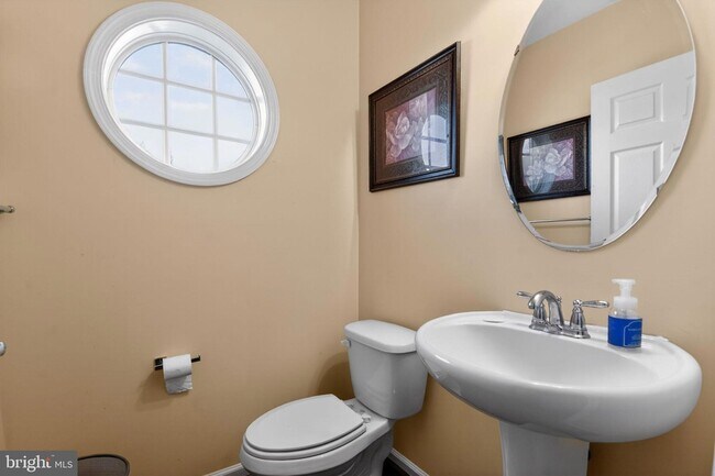 Building Photo - 2102 Congresbury Pl