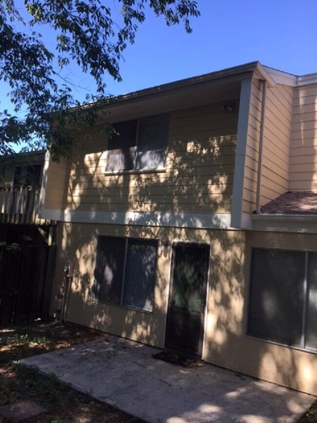 Building Photo - 2869 Blairstone Ct