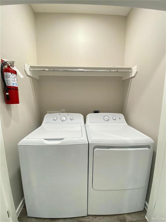 Building Photo - 10 W Sucre Dr