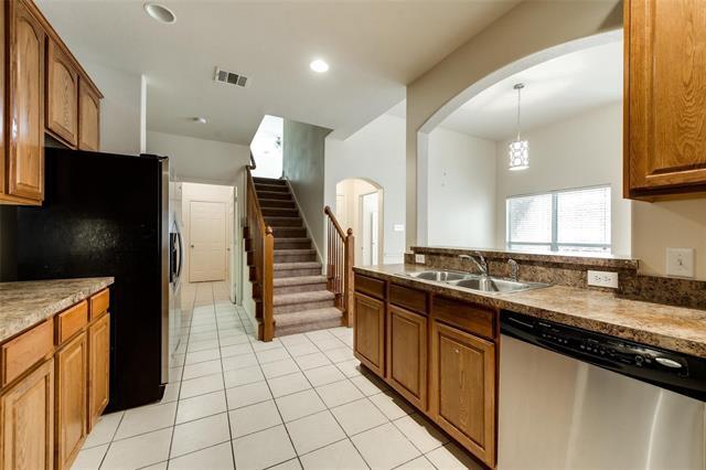 Building Photo - 9248 Park Garden Dr