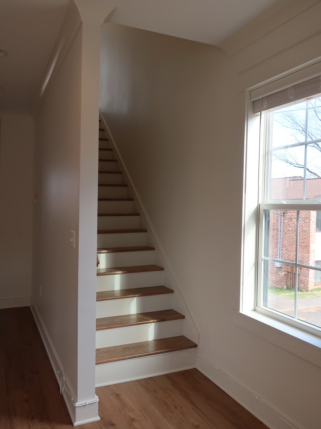 Living Room - 2739 Jersey Ave