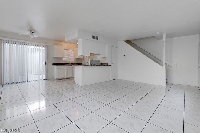 Building Photo - 5198 Greene Ln