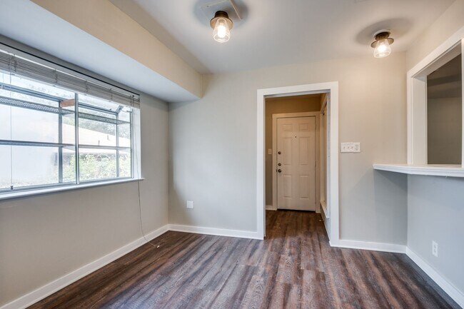 Building Photo - Stylish Home with Big Backyard in Prime Lo...