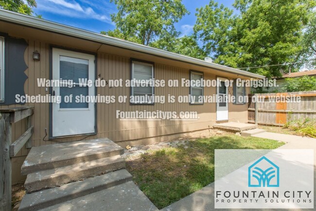 Building Photo - 4431-4437 Northeast Winn Road