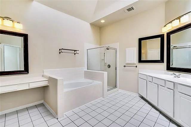 Building Photo - 3602 Bird House Dr