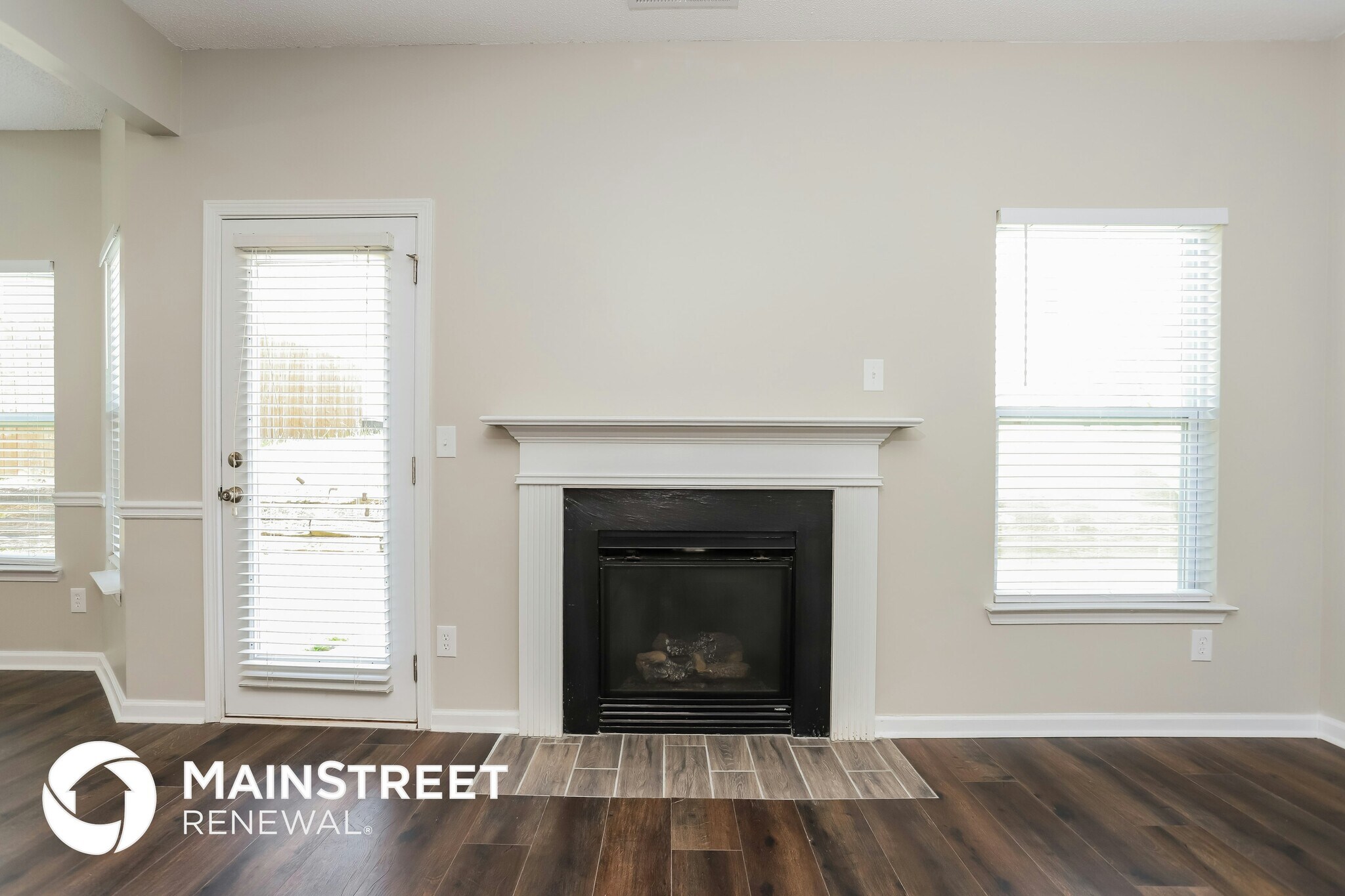 Building Photo - 1565 Tigris Ct