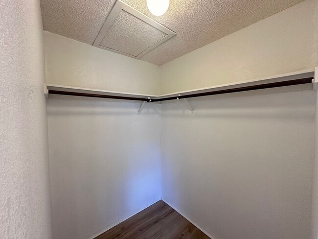 Building Photo - For Rent - 94-1069 Mele St.