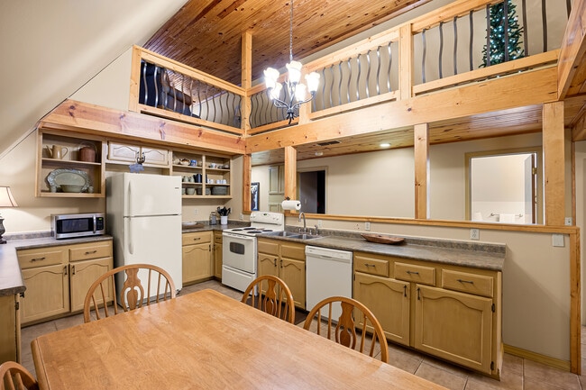 Building Photo - 22 Yeager Dr