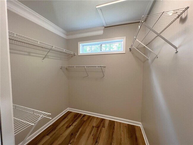 Building Photo - 12560 Crabapple Chase Dr