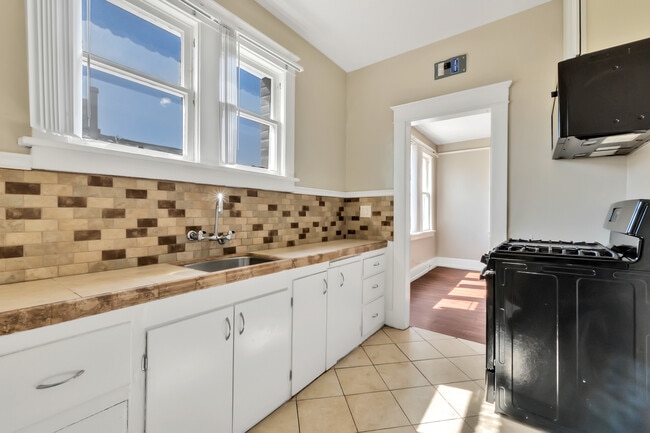 Floorplan - 1141 Pine Ave