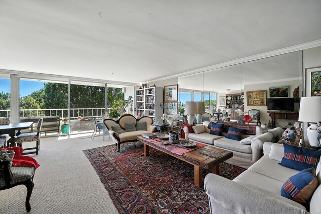 Building Photo - 32735 Seagate Dr