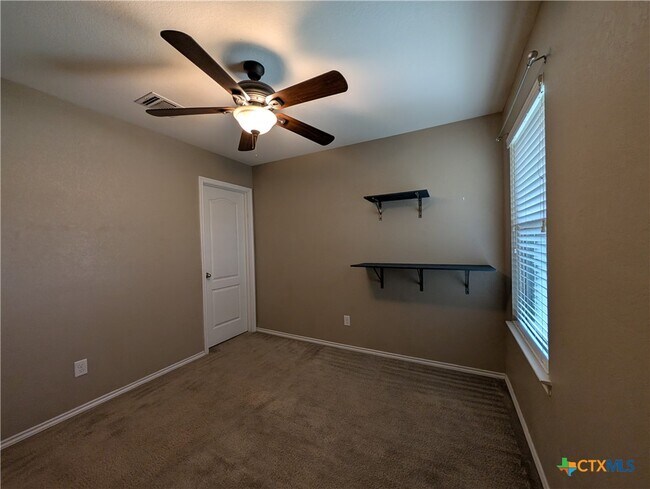 Building Photo - 2096 Brandywine Dr