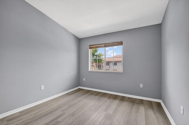 Building Photo - 3790 N Jog Rd