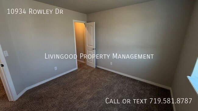 Building Photo - 10934 Rowley Dr