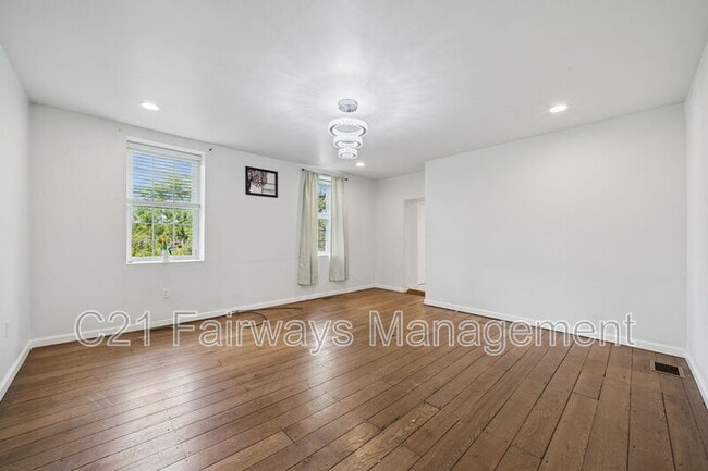 Building Photo - 8113 US-22