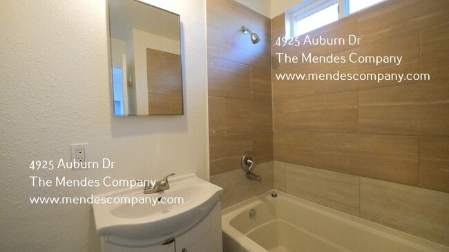 Building Photo - 4925 Auburn Dr